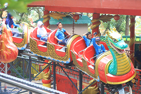20170605091316 39. Dragon Coaster